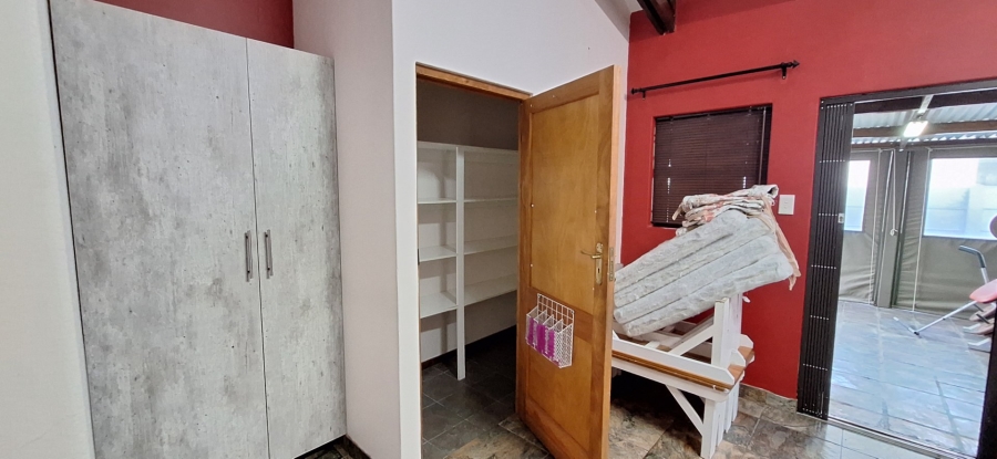 3 Bedroom Property for Sale in Riversdale Western Cape